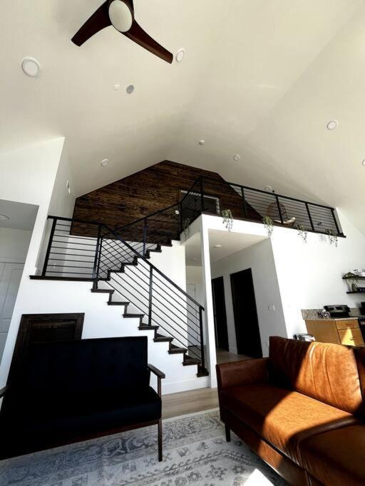 Red Rock Retreat Stunning Floor To Ceiling Views Villa Hatch Luaran gambar